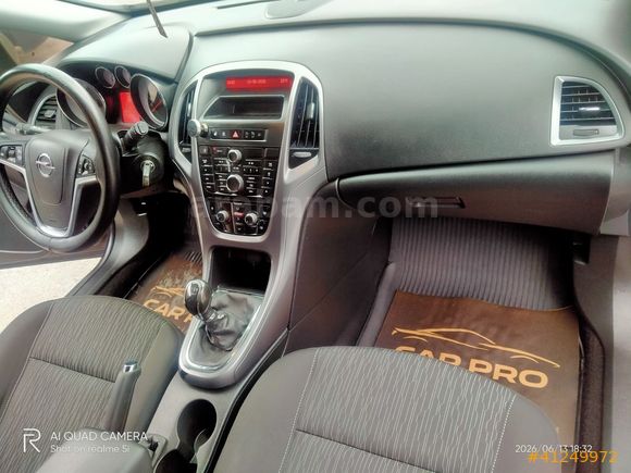 DEĞİŞENSİZ-BOYASIZ 2015 ASTRA J 1.3 CDTI