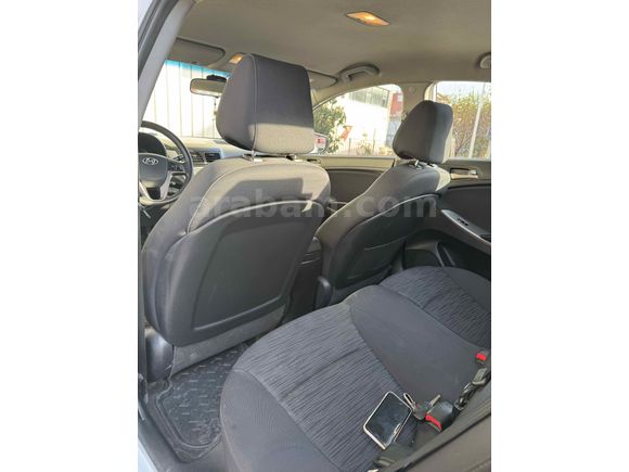 Sahibinden Hyundai Accent Blue 1.6 CRDI Mode Plus 2017 Model 