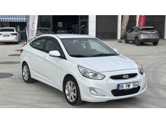 Sahibinden Hyundai Accent Blue 1.4 D-CVVT Mode Plus 2018 Model  82.000 km Beyaz