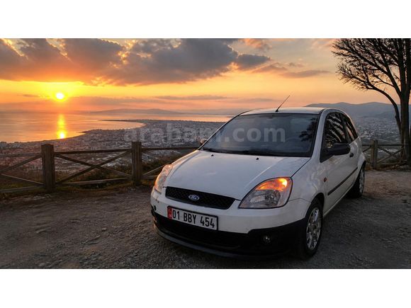 Sahibinden Ford Fiesta 1.4 TDCi Sport 2005 Model  496.000 km Beyaz