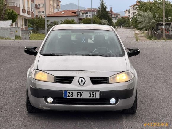 DEĞİŞENSİZ TERTEMİZ - 4 LASTİK MUAYENE YENİ - 1.6 MEGANE 2