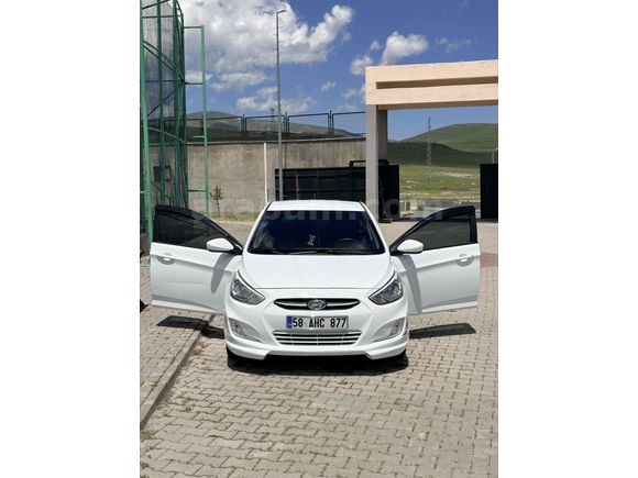 Tertemiz Hyundai Accent Blue 1.6 CRDI Mode Plus 2015 Model 