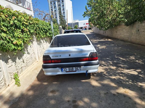 Sahibinden Renault R 19 1.6 Europa iE 2001 Model  240.000 km Beyaz