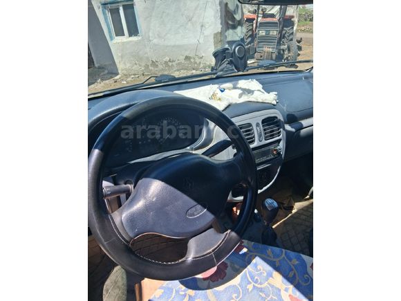 Sahibinden Renault Clio 1.4 2002 Model