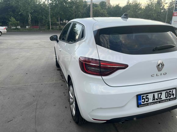 Sahibinden Renault Clio 1.0 SCe Joy 2023