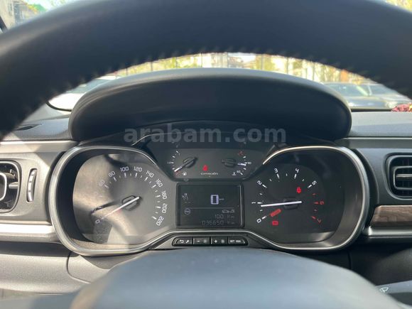 Sahibinden Citroen C3 1.2 PureTech Feel Bold 2023 Model  38.000 km Beyaz