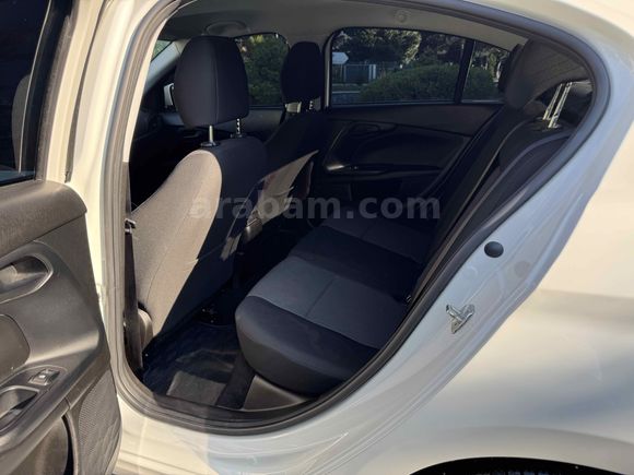 2024 EGEA 1.4 EASY LPG'li HATASIZ BOYASIZ K.KARTA 12 TAKSİT