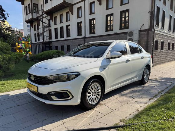 2024 EGEA 1.4 EASY LPG'li HATASIZ BOYASIZ K.KARTA 12 TAKSİT