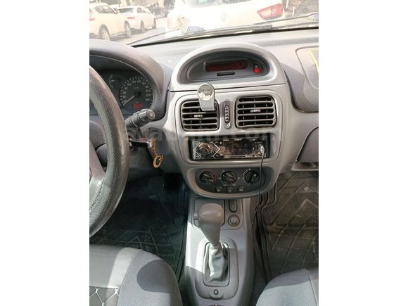 Sahibinden Renault Clio 1.6 RTE 2000 Model