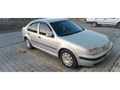 Sahibinden Volkswagen Bora 1.6 Trendline 2000 Model  294.000 km Gri (Gümüş)