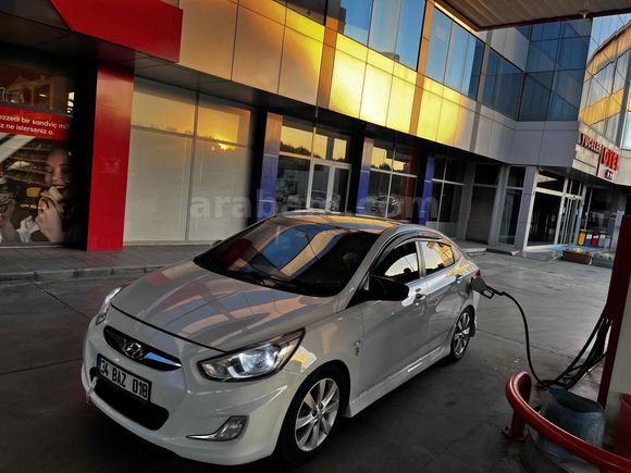 Sahibinden Hyundai Accent Blue 1.6 CRDI Mode Plus 2017 Model 