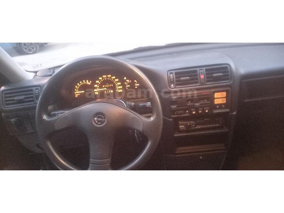 Sahibinden Opel Vectra 2.0 GLS 1995 Model