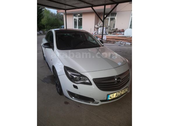 Sahibinden Opel Insignia 1.6 T Cosmo 2014 Model  205.000 km Beyaz
