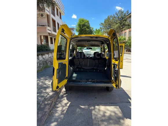 Sahibinden Renault Kangoo 1.9 D RN 2000 Model 
