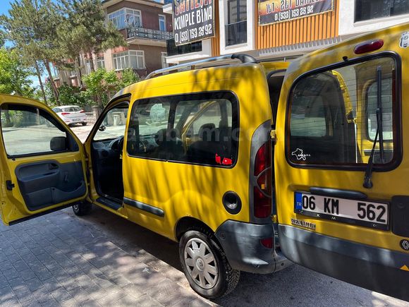 Sahibinden Renault Kangoo 1.9 D RN 2000 Model 