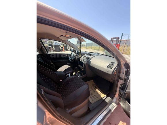 Sahibinden Renault Megane 1.6 Dynamique 2005 Model 