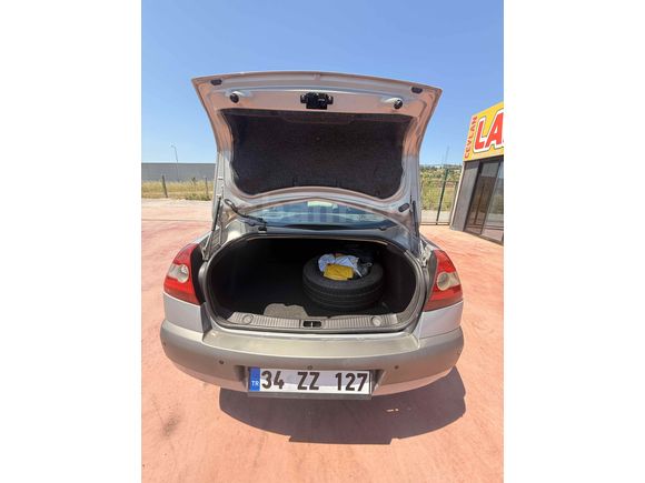 Sahibinden Renault Megane 1.6 Dynamique 2005 Model 