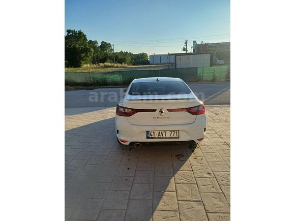 Sahibinden Renault Megane 1.5 Blue DCI Touch 2020 Model