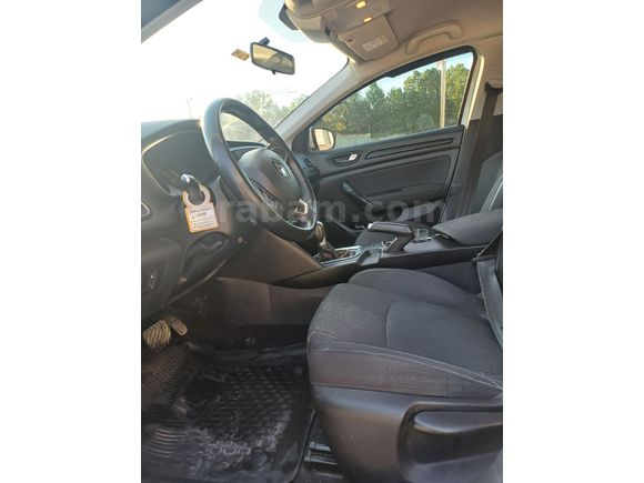 Sahibinden Renault Megane 1.5 Blue DCI Touch 2020 Model