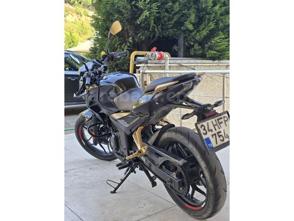 Pulsar N 250