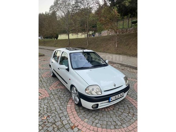 Sahibinden Renault Clio 1.4 RXT 2001 Model 