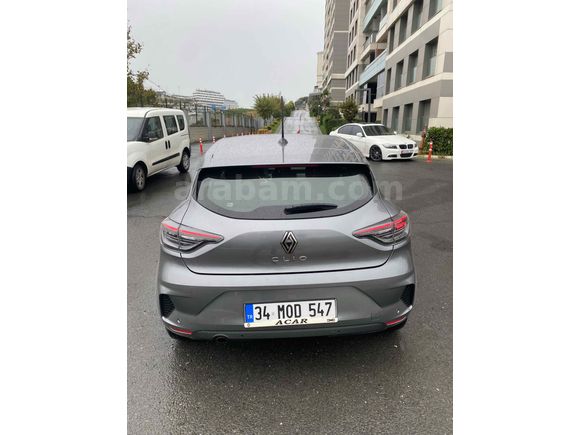 Sahibinden Renault Clio 1.0 TCe Evolution 2024 Model 