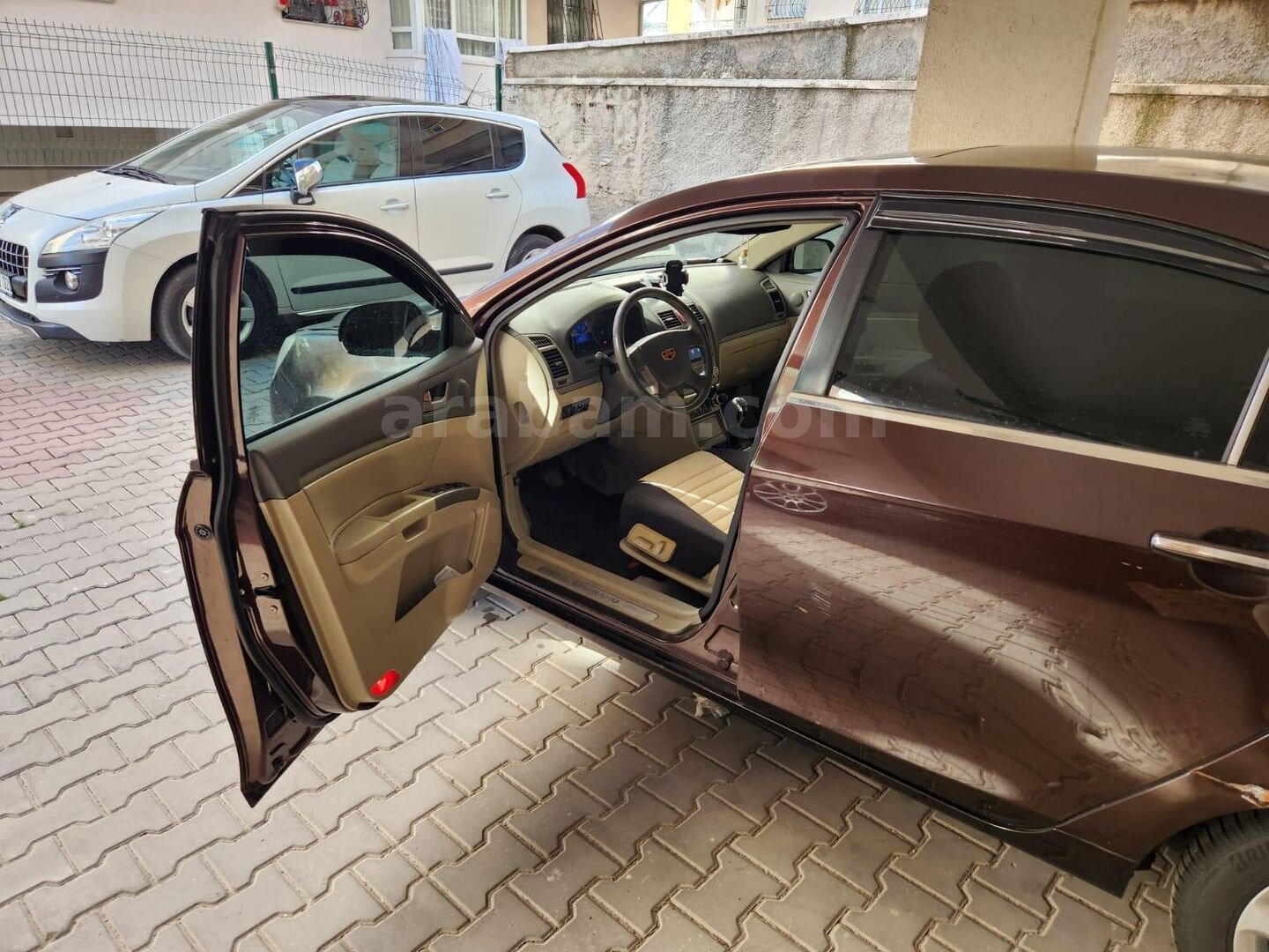Sahibinden Geely Emgrand 1.5 GSL Premium SR 2012 Model Samsun 168.000 km Kahverengi 4
