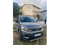 Sahibinden Peugeot Rifter 1.5 BlueHDI Allure 2022 Model 
