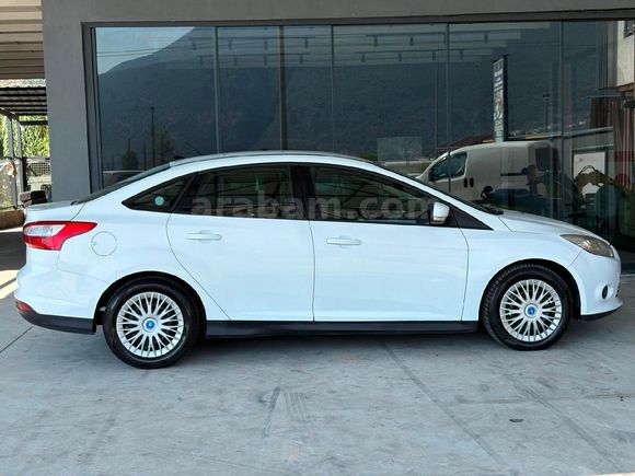 Sahibinden Ford Focus 1.6 TDCi Trend 2012 Model