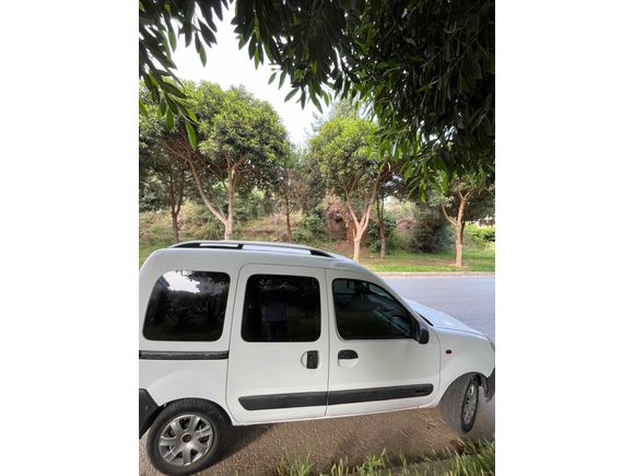 Sahibinden Renault Kangoo Multix 1.5 dCi Authentique 2004 Model Antalya