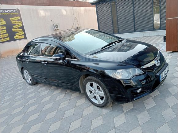ACİL ACİLSahibinden Honda Civic 1.6i VTEC Elegance 2010 Model