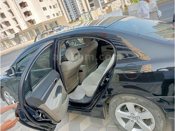 ACİL ACİLSahibinden Honda Civic 1.6i VTEC Elegance 2010 Model