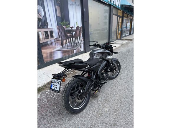 Bajaj Pulsar 125 NS Abs