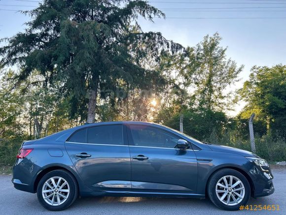 CARVION| 2017 DÜŞÜK KM RENAULT MEGANE 1.5DCİ TOUCH PLUS