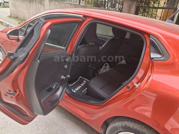 Sahibinden Renault Clio 1.0 SCe Joy 2022 Model