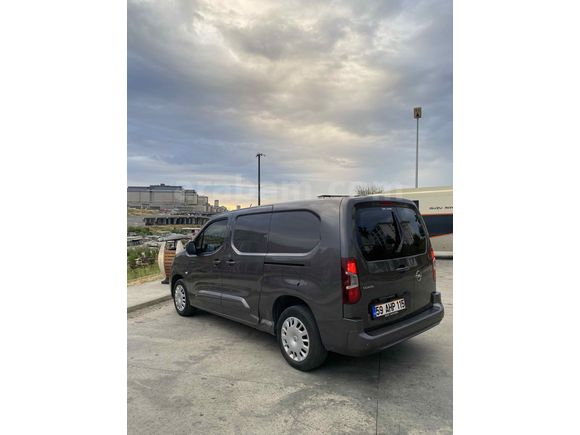 Sahibinden Opel Combo 1.5 CDTI Elegance 2023 Model 