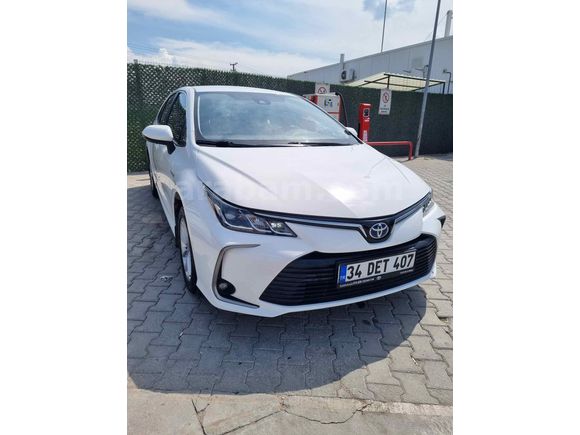 Sahibinden Toyota Corolla 1.8 Hybrid Dream 2020 Model 