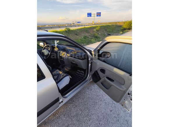 Sahibinden Renault Clio 1.4 Alize 2006 Model