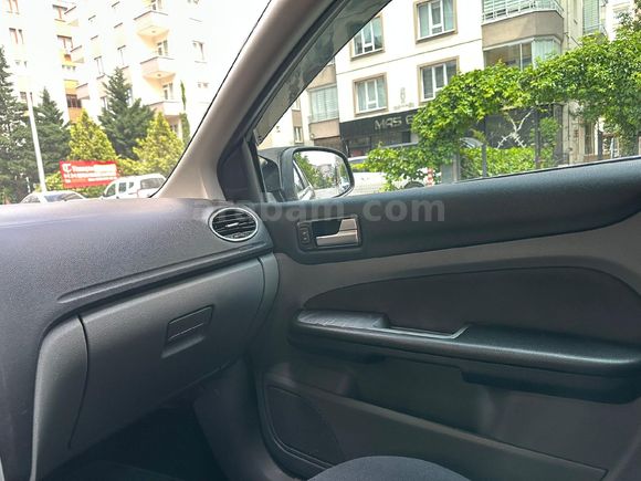 Sahibinden Ford Focus 1.6 TDCi Titanium 2009 Model