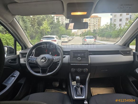 2022 Model Renault Clio 1.0 TCE X-Tronic- 100 bin km