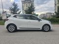 2022 Model Renault Clio 1.0 TCE X-Tronic- 100 bin km