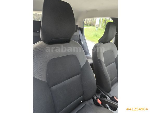 2022 Model Renault Clio 1.0 TCE X-Tronic- 100 bin km