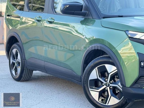 2025 MODEL SIFIR GİBİ SADECE 4.900 km HATASIZ