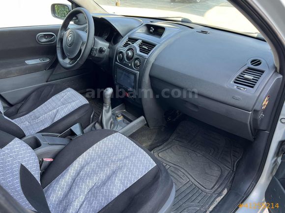2005 MODEL RENAULT MEGANE 1.5 DCİ TEK DEĞİŞEN /266.000 TL KREDİ