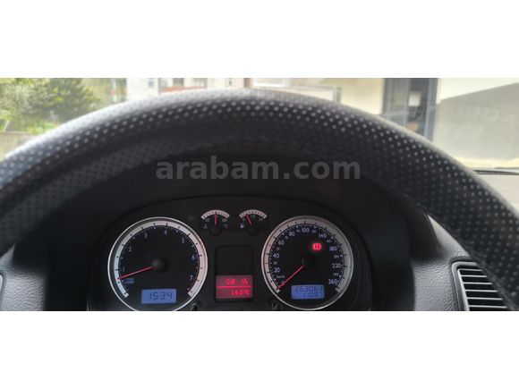 Sahibinden Volkswagen Golf 1.6 Pacific 2004 Model