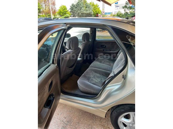 Sahibinden Renault Laguna 2.0 RXE 1998 Model 