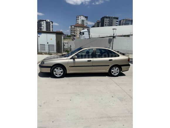 Sahibinden Renault Laguna 2.0 RXE 1998 Model 