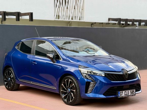 Renault Clio 1.0 TCe Evolution 2023 Model Antalya