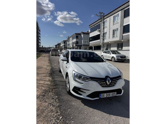 Sahibinden Renault Megane 1.3 TCe Joy 2021 Model 