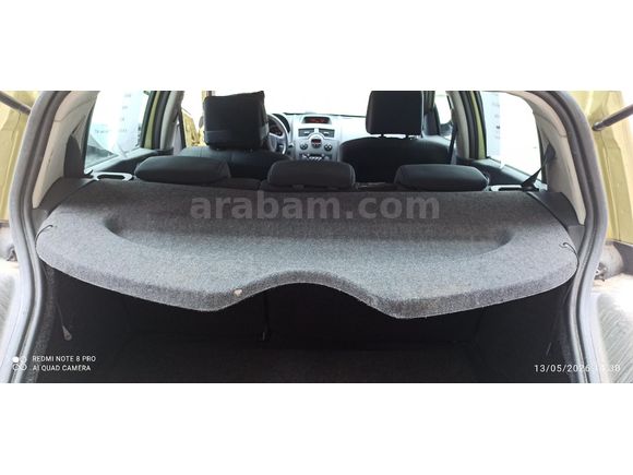 Sahibinden Renault Megane 1.6 Dynamique 2004 Model  267 km Yeşil